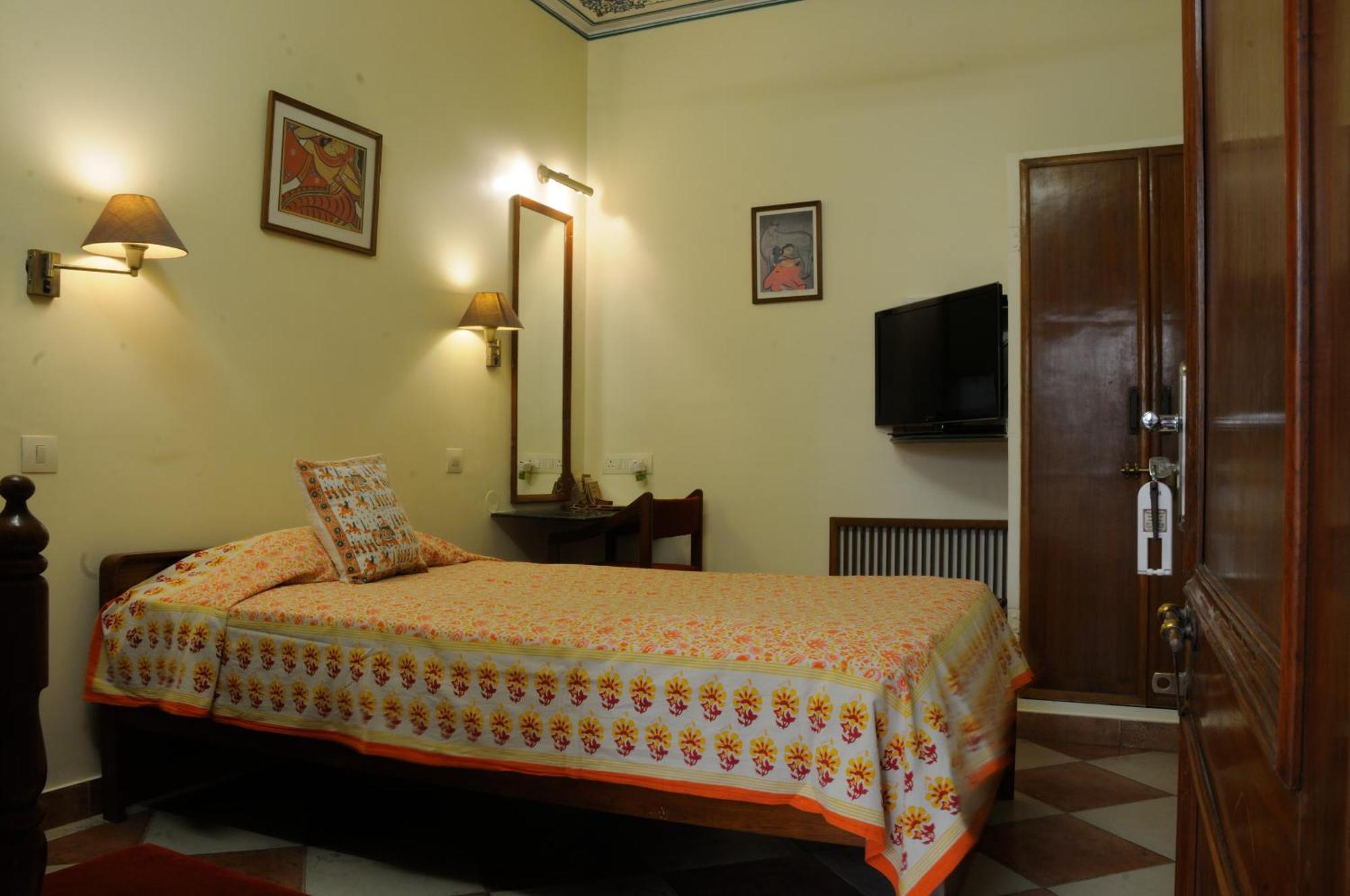 Hotel Arya Niwas Divisione di Divisione di Jaipur Esterno foto