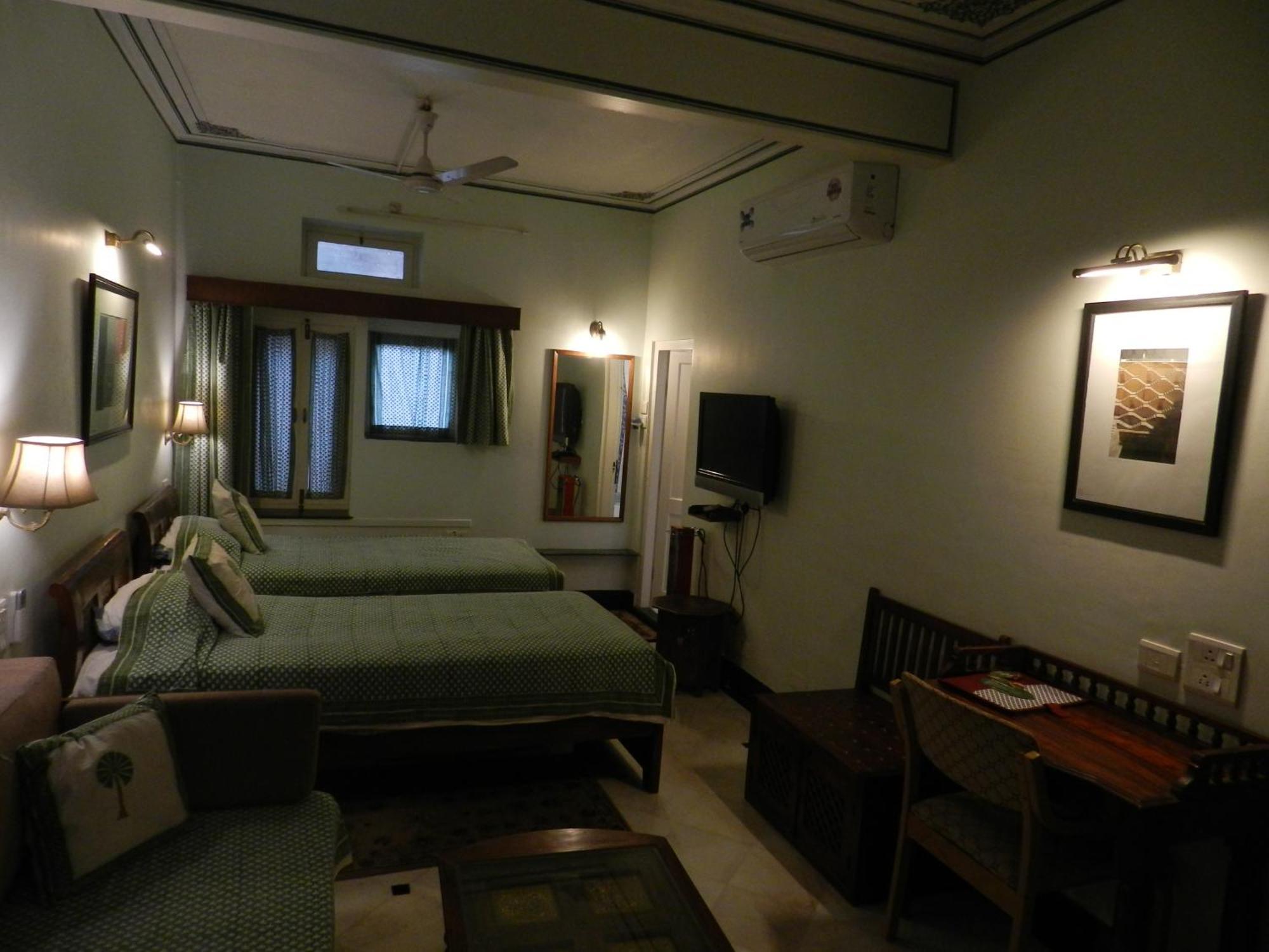 Hotel Arya Niwas Divisione di Divisione di Jaipur Esterno foto